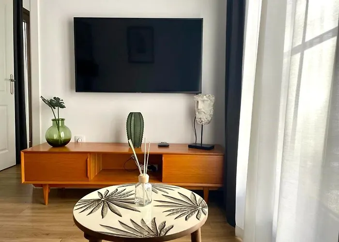 San Juan, Parking Privado جيريز